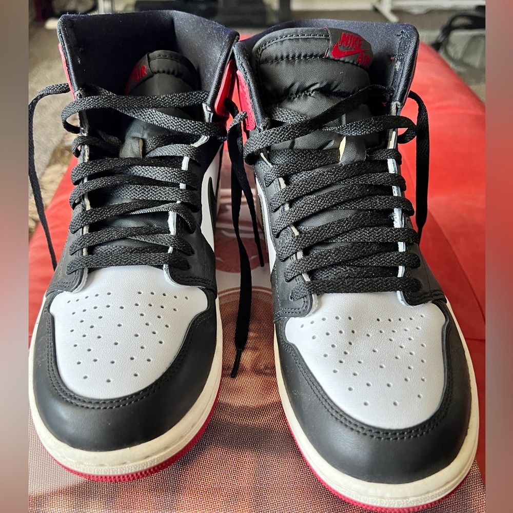 Nike Air Jordan 1 Retro High OG Black Toe Reimagined DZ5485-106 Men's Size 11